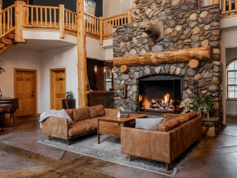 Black Bear Lodge