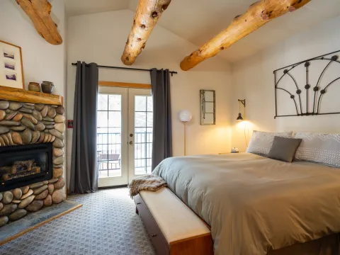 Black Bear Lodge
