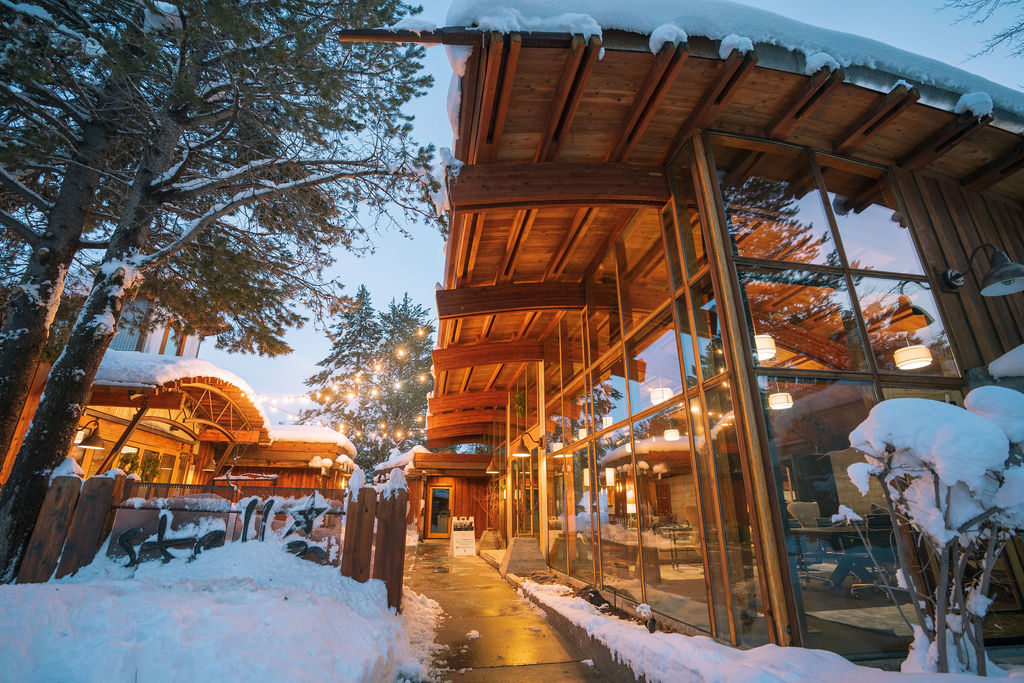 The Cedar House Sport Hotel